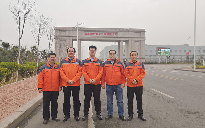 山鋼熱軋車間氧氣管道非氮氣清洗